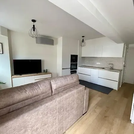 Precioso Y Acogedor Apto. En Noia. Recien Renovado Exterior foto