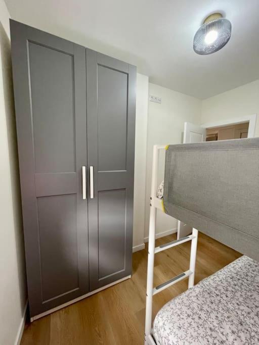Apartment Precioso Y Acogedor Apto. En Noia. Recien Renovado *
